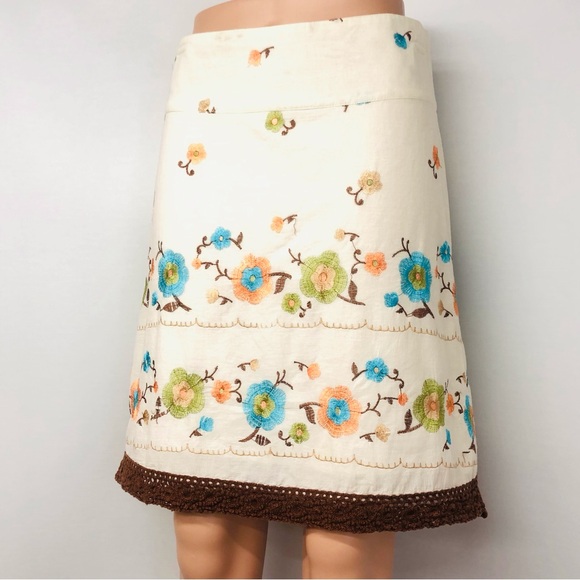 Heart Soul Y2k Cream Embroidered Flower Macrame Skirt - Picture 6 of 16